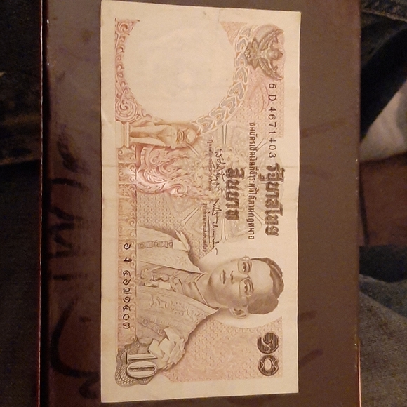 foreign currency - Picture 5 of 14